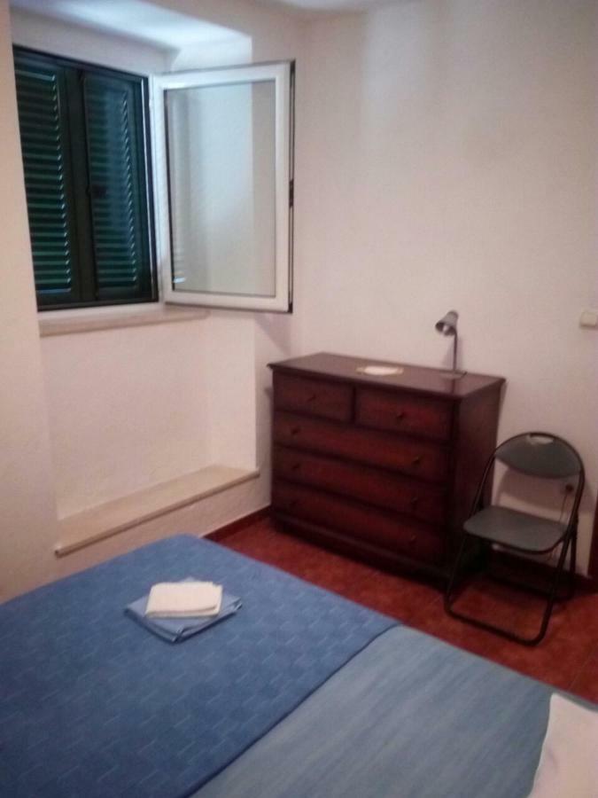 Apartmani Jasmina Котор Екстер'єр фото