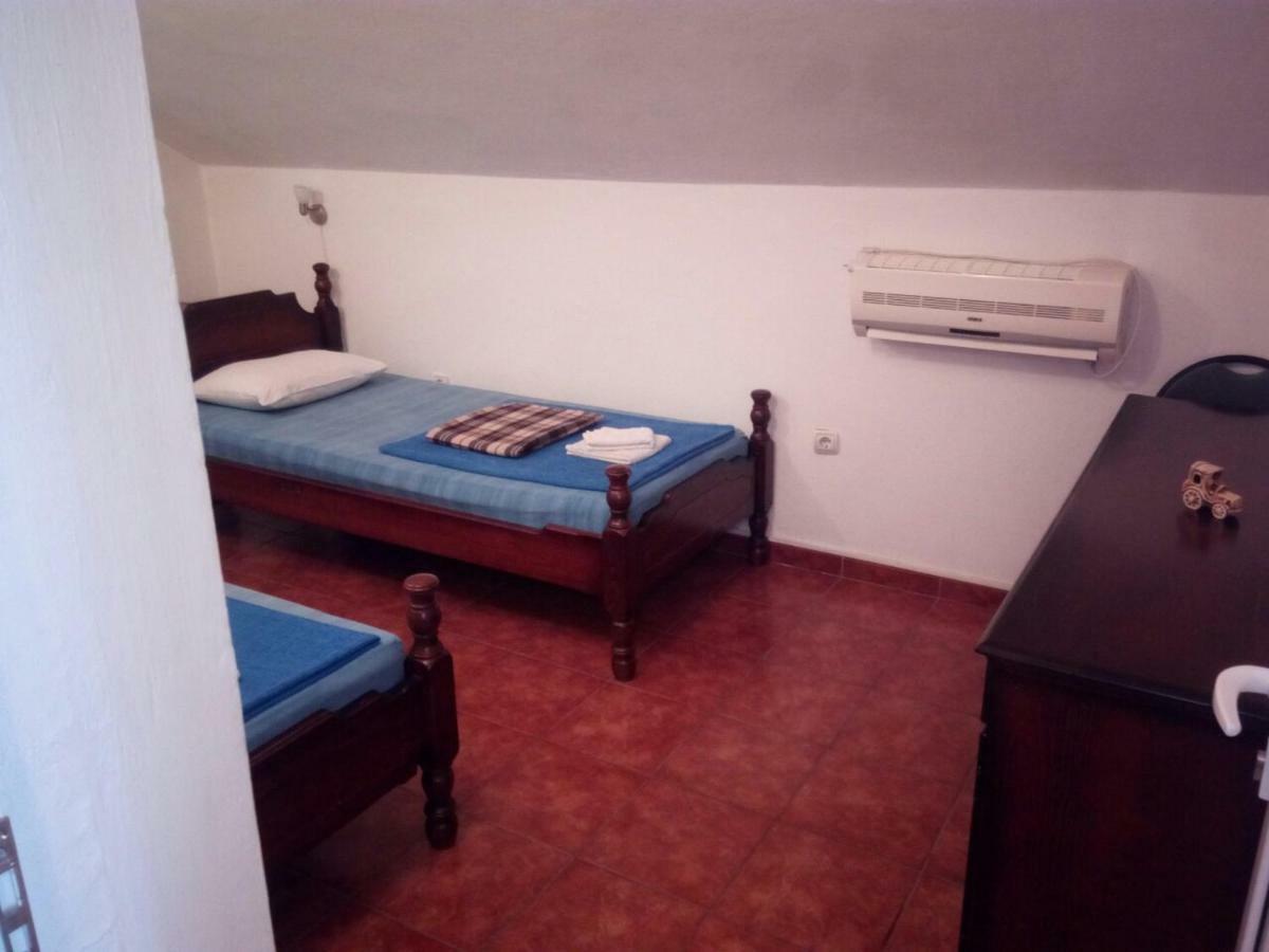 Apartmani Jasmina Котор Екстер'єр фото